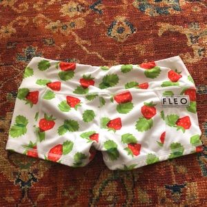 Fleo LRC Strawberry